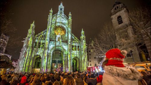 La magia de la Navidad regresa a Bruselas con el icónico mercado Plaisirs d'Hiver